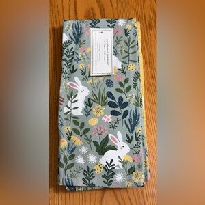 ✨NWT✨ cupcakes & cashmere: 3 Kitchen Towels